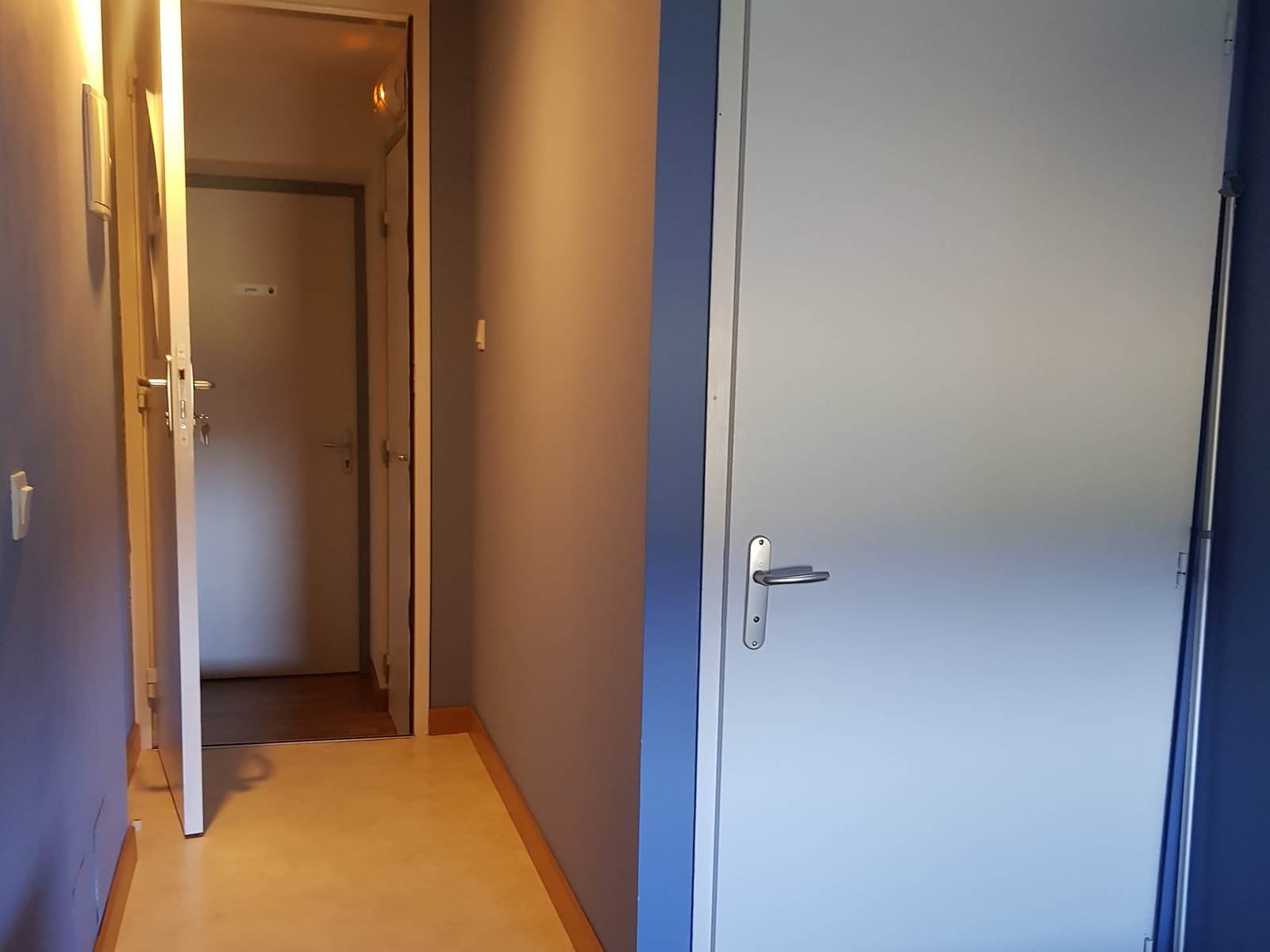 Entrée indépendante également