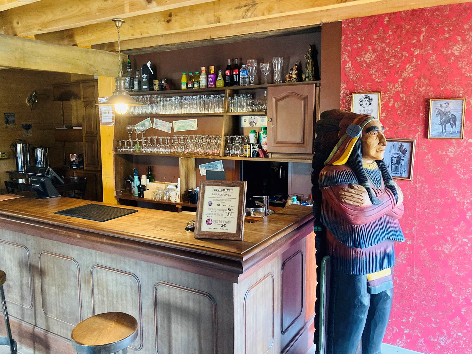 saloon