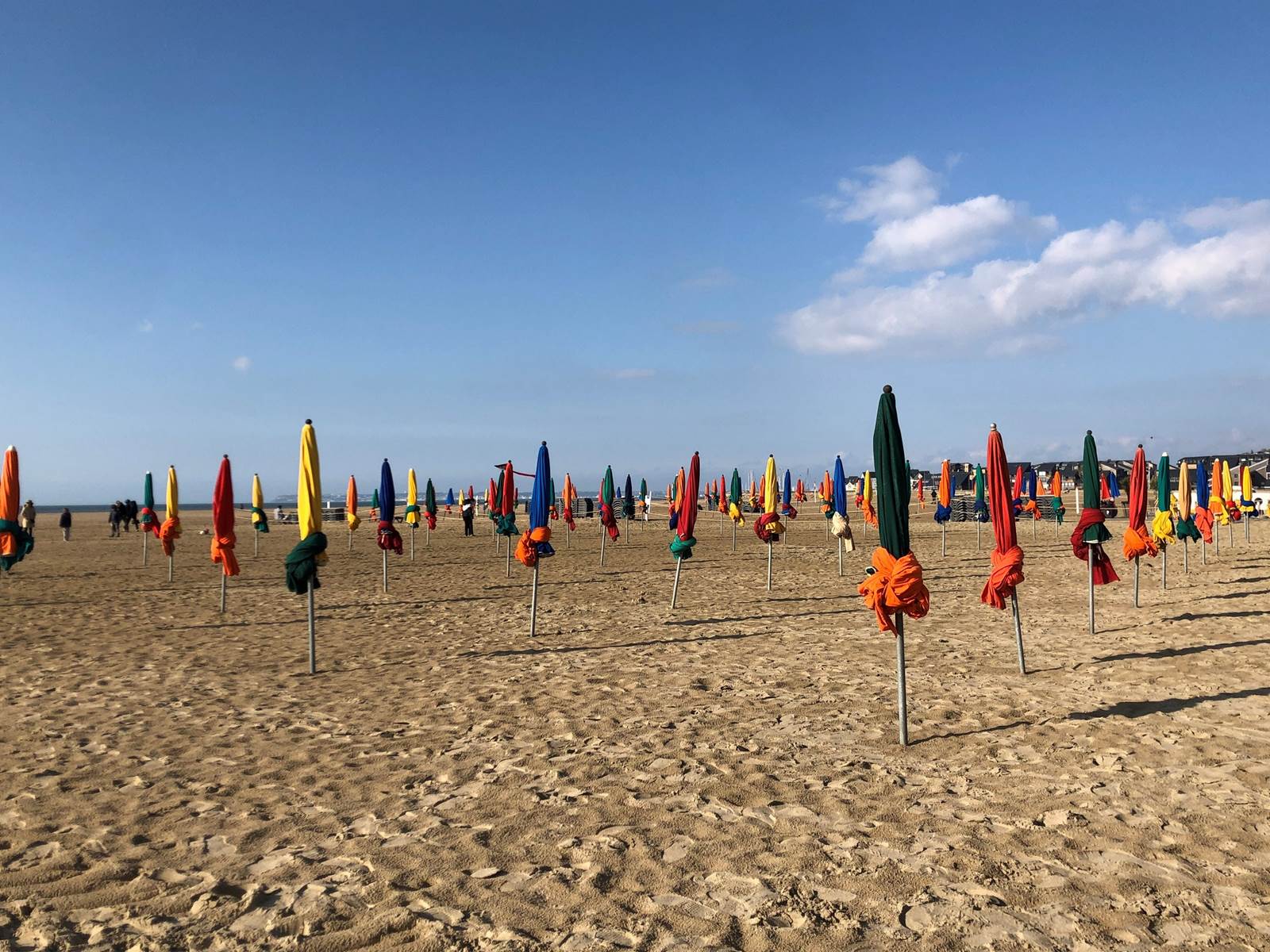 Parasols-deauville