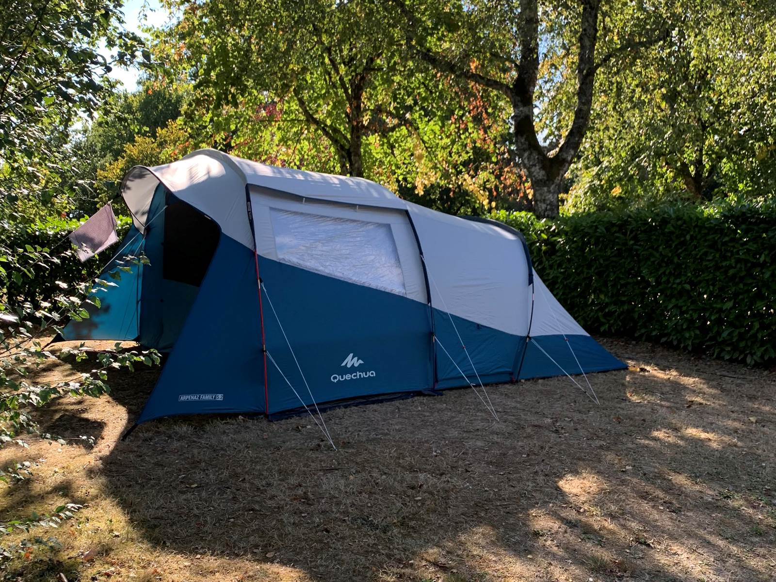 Forfait toile de tente : 1 adulte + 1 voiture - Camping de la Lande - NEXON  - FRANCE