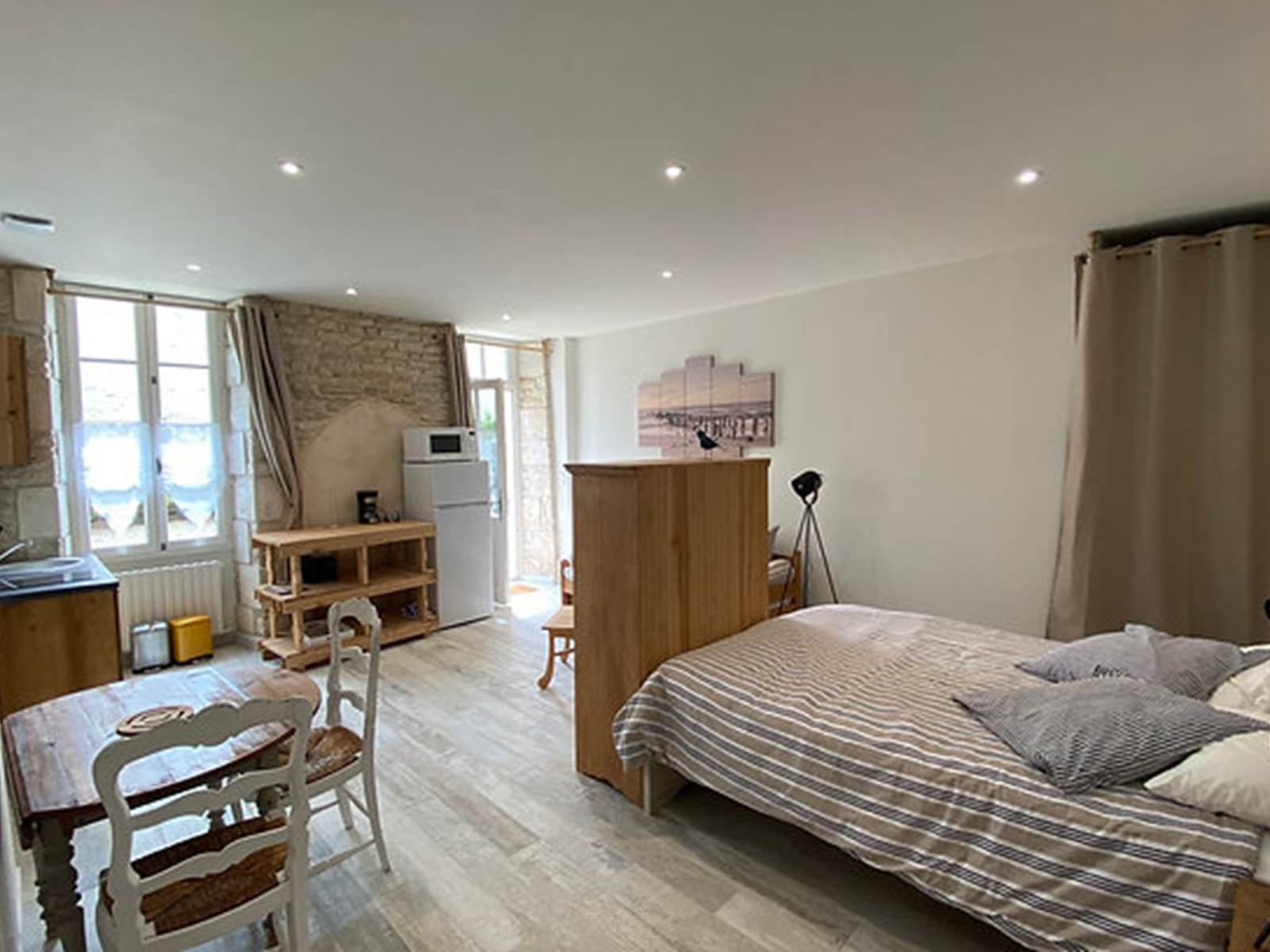 CHAMBRES-D'HÔTES-LE-PUITS-SAINTE-CLAIRE-Studio