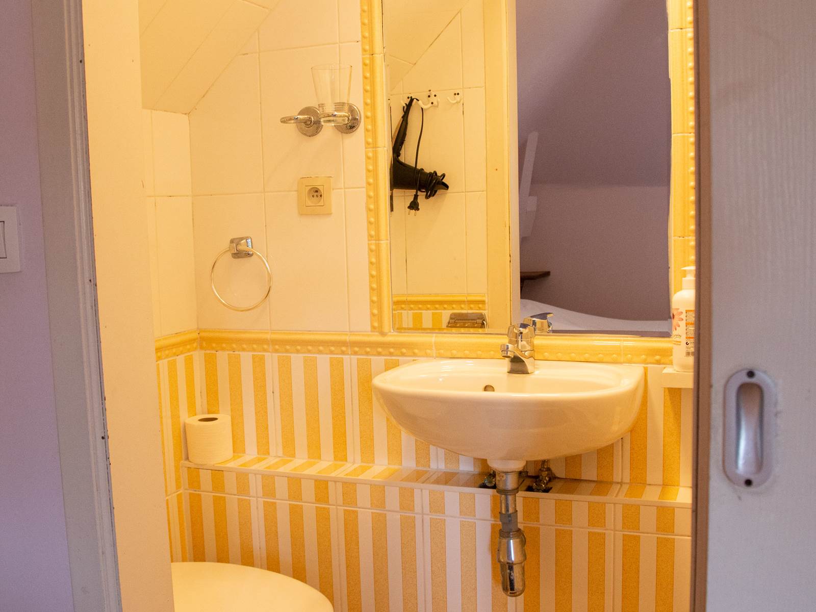 Salle de douche PRUNE