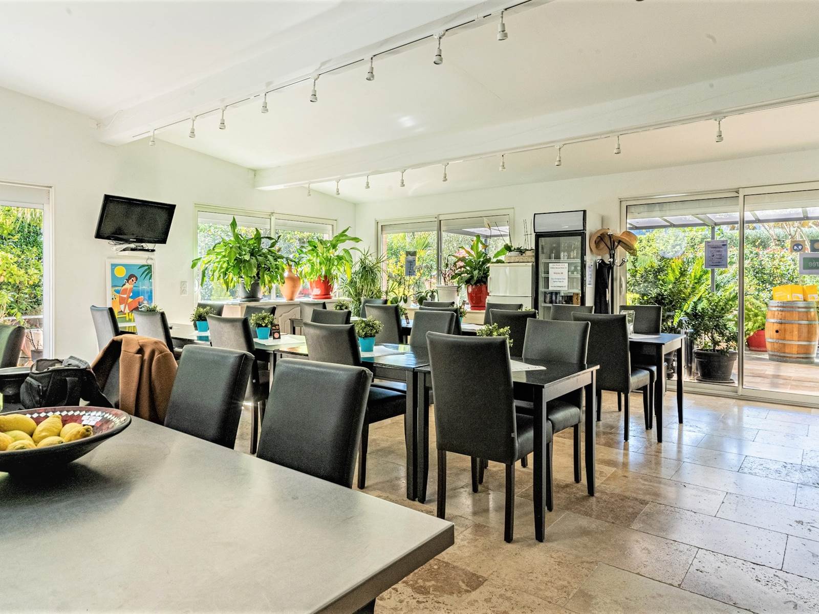 SALLE PDJ 2 2022 04 -min