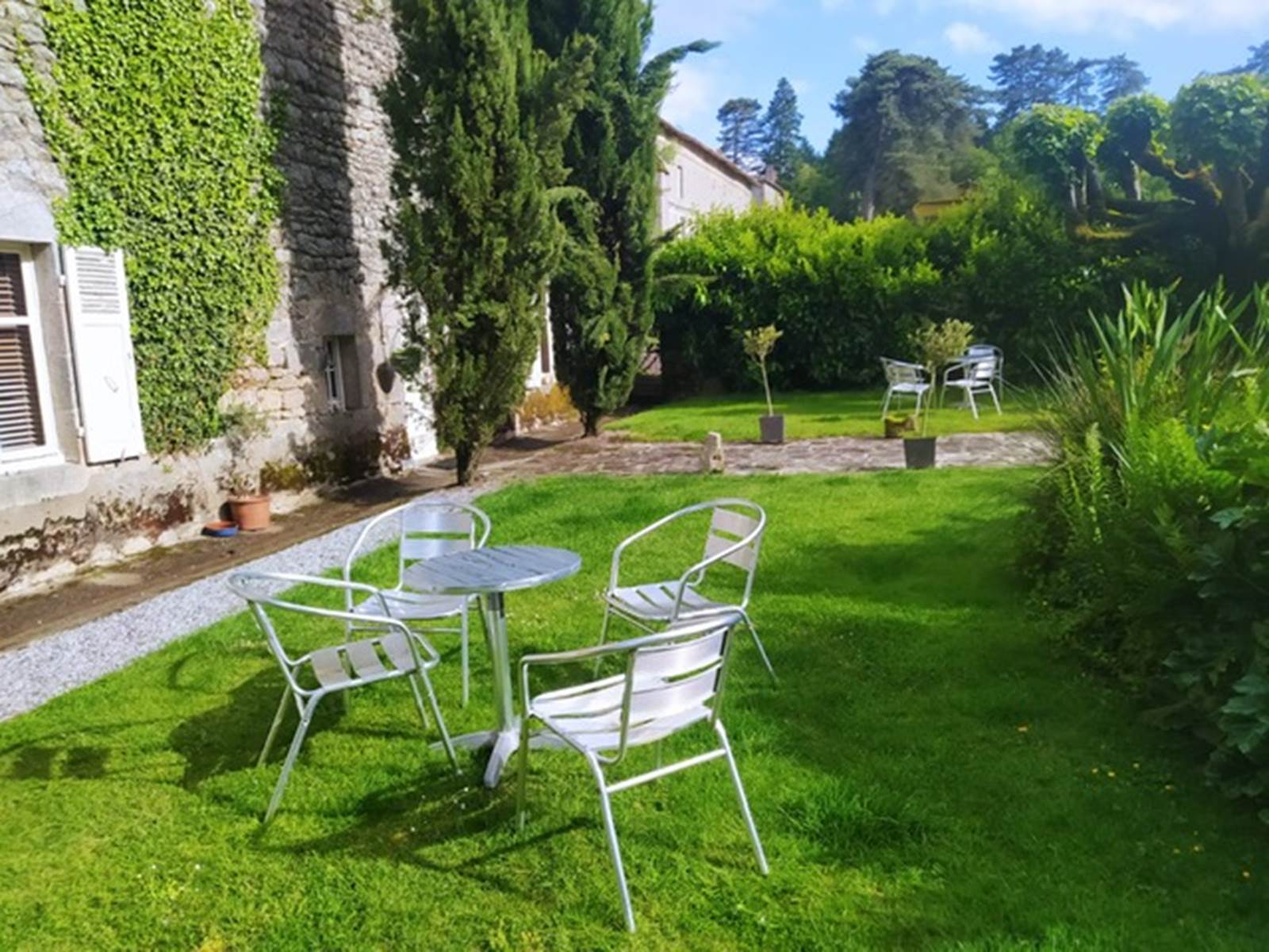Table à dîner Jardin Ouest