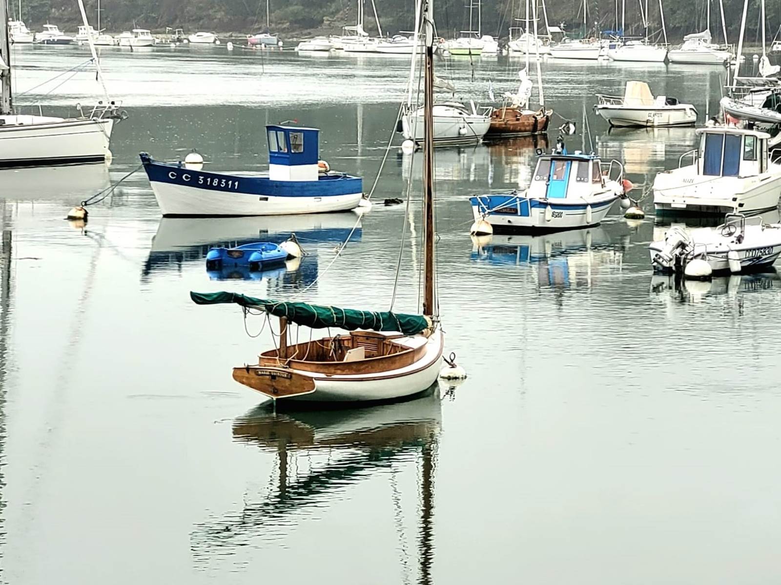 Port du Bélon-carousel