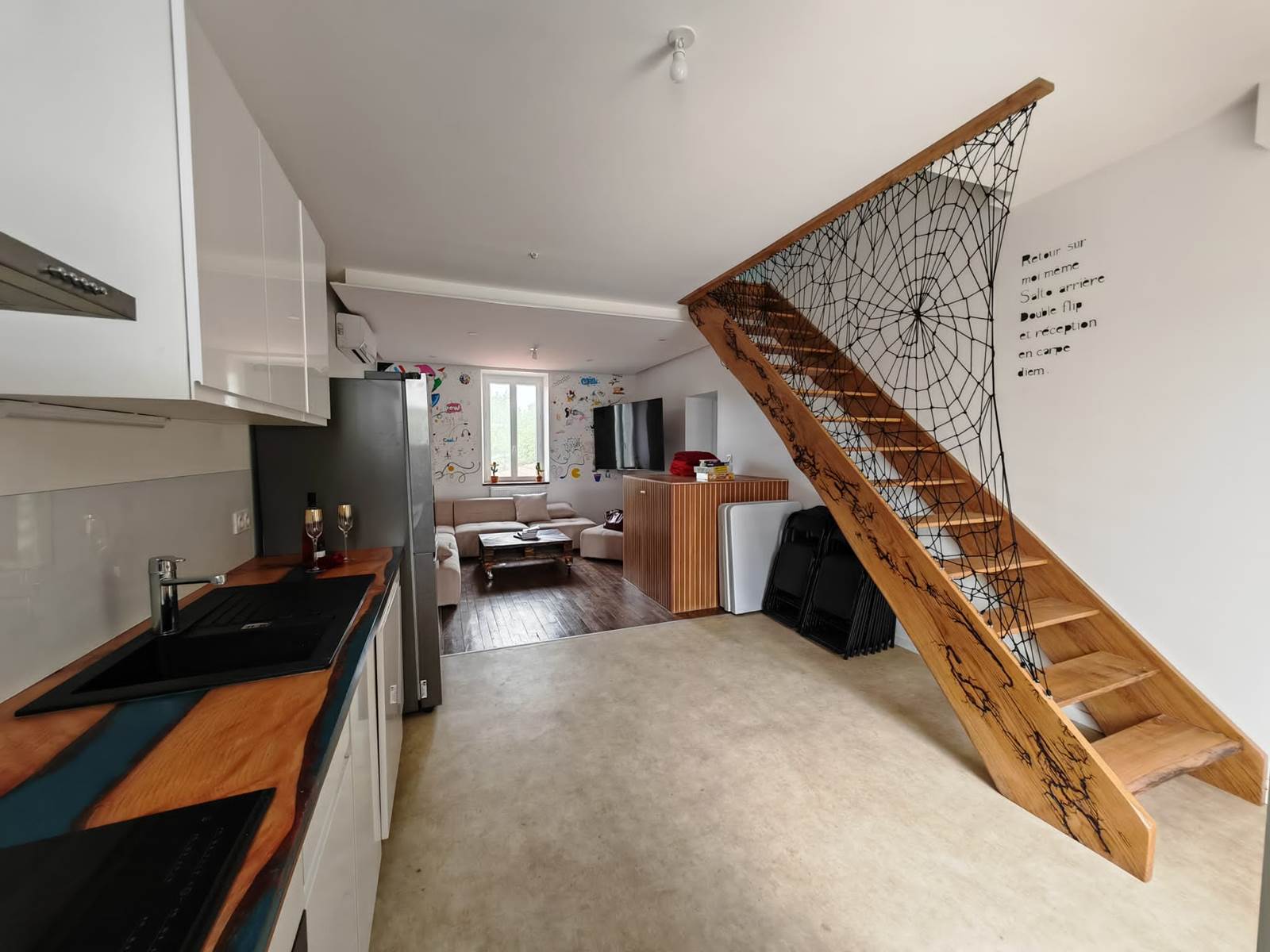 Les Spas Insolites, Nouveau gîte insolite avec SPA de nage pour 12 personnes