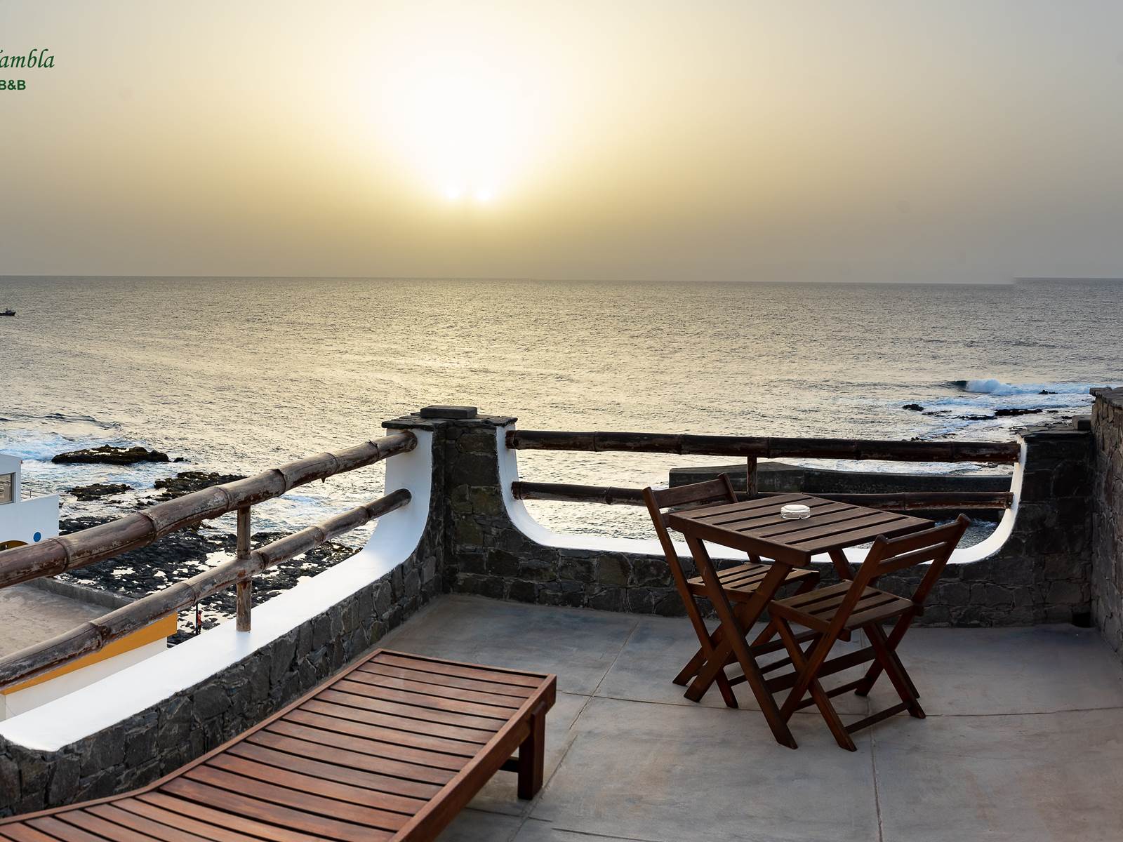 kasa-tambla-hebergement-hotel-ponta-do-sol-santo-antao-vue-mer