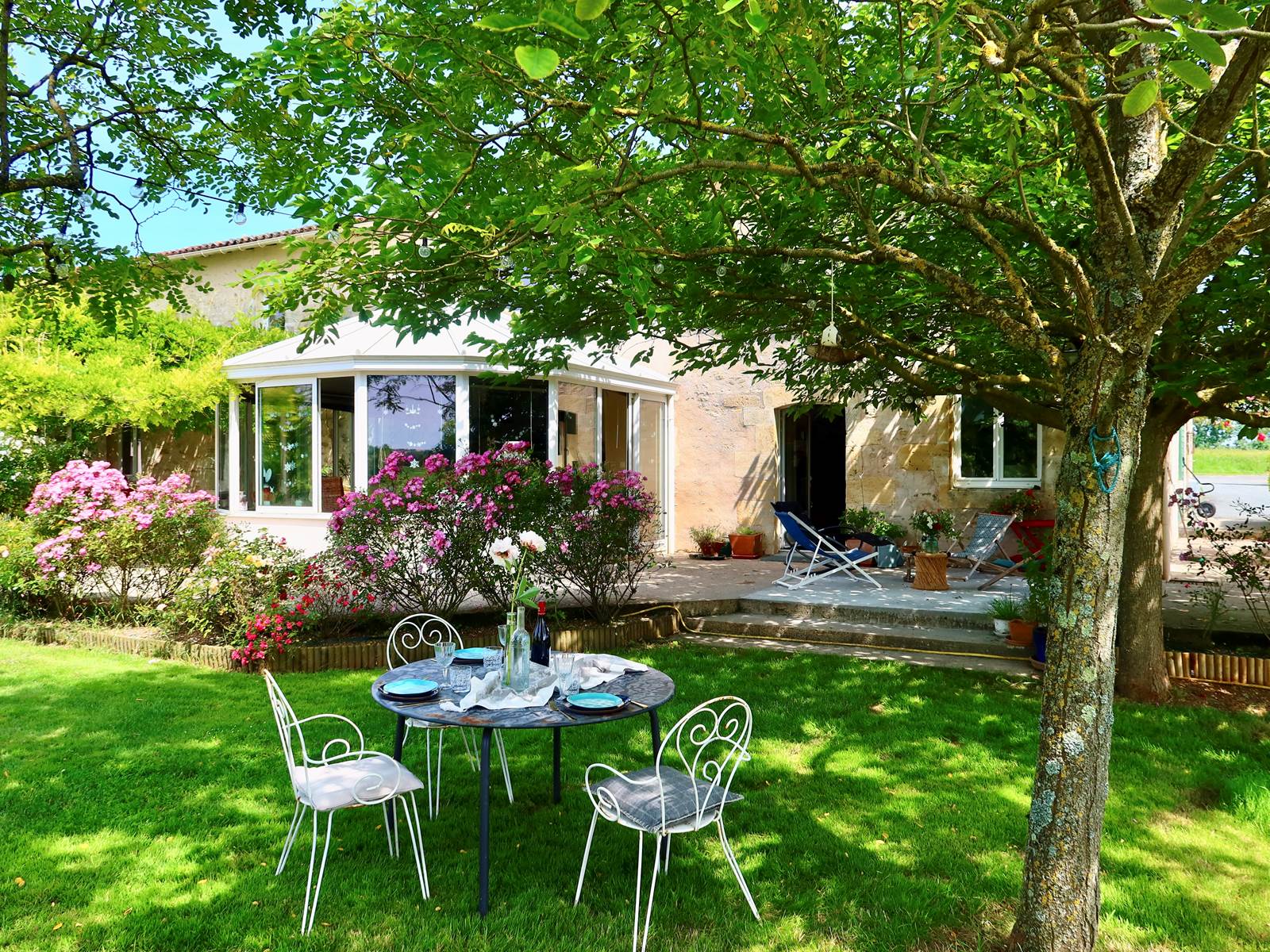 Terrasse de la cuisine de "La Maison Familiale"
