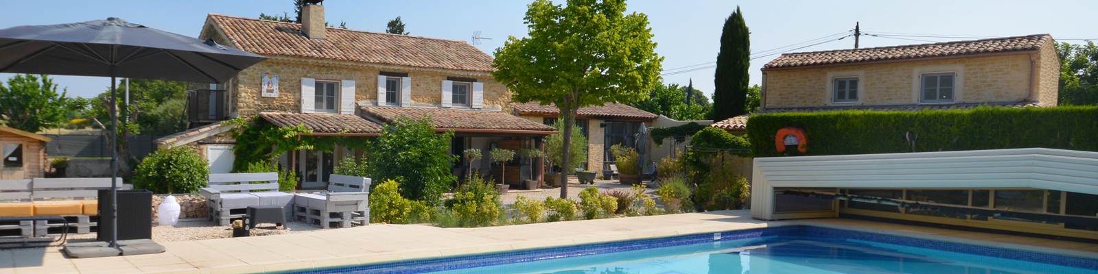 la mas provencal et la piscine