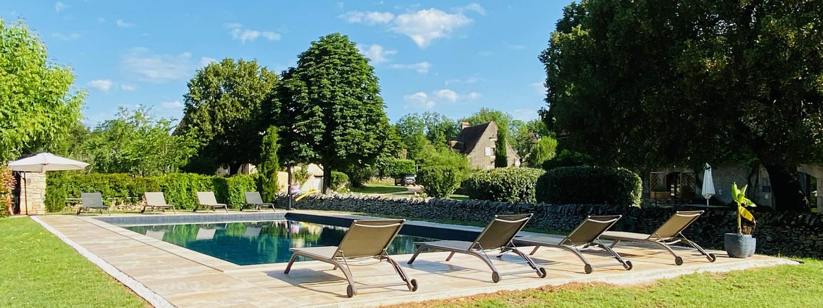 La nouvelle piscine du domaine