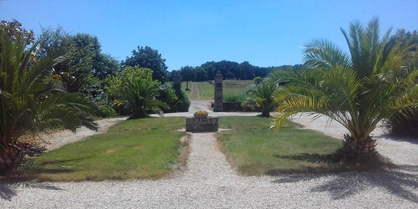 Vu Domaine de launay blot guest house room zimmer