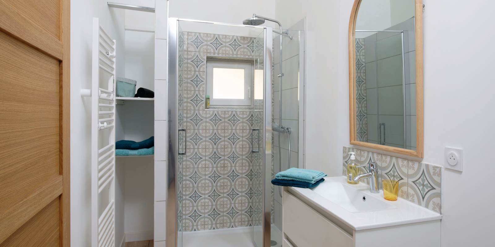 Gîte "Les Luciens" du Domaine de Valmont 34, salle de bain