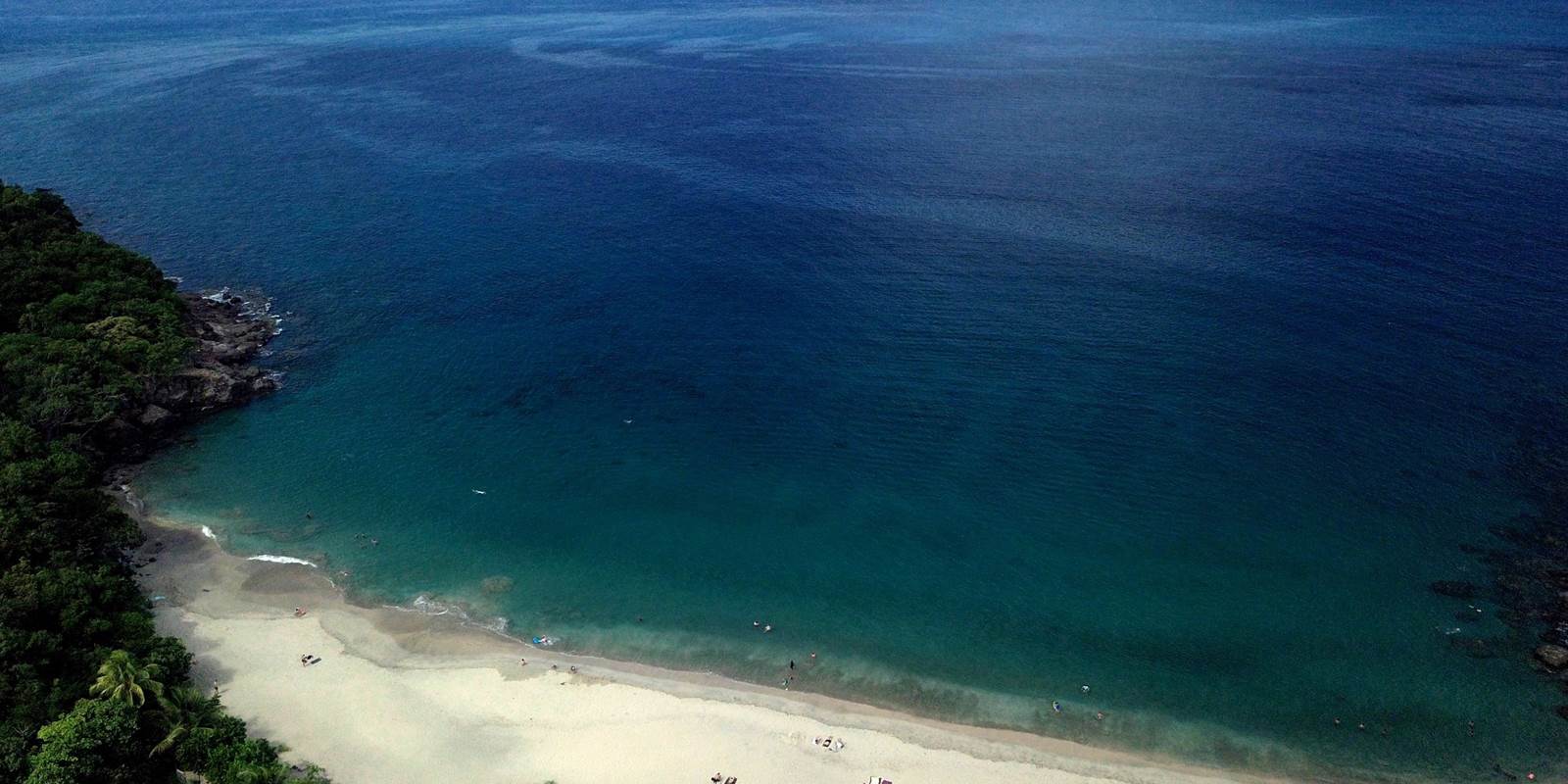 PLAGE LEROUX POUR LE FARE NIENTE OU LE MASQUE ET TUBA