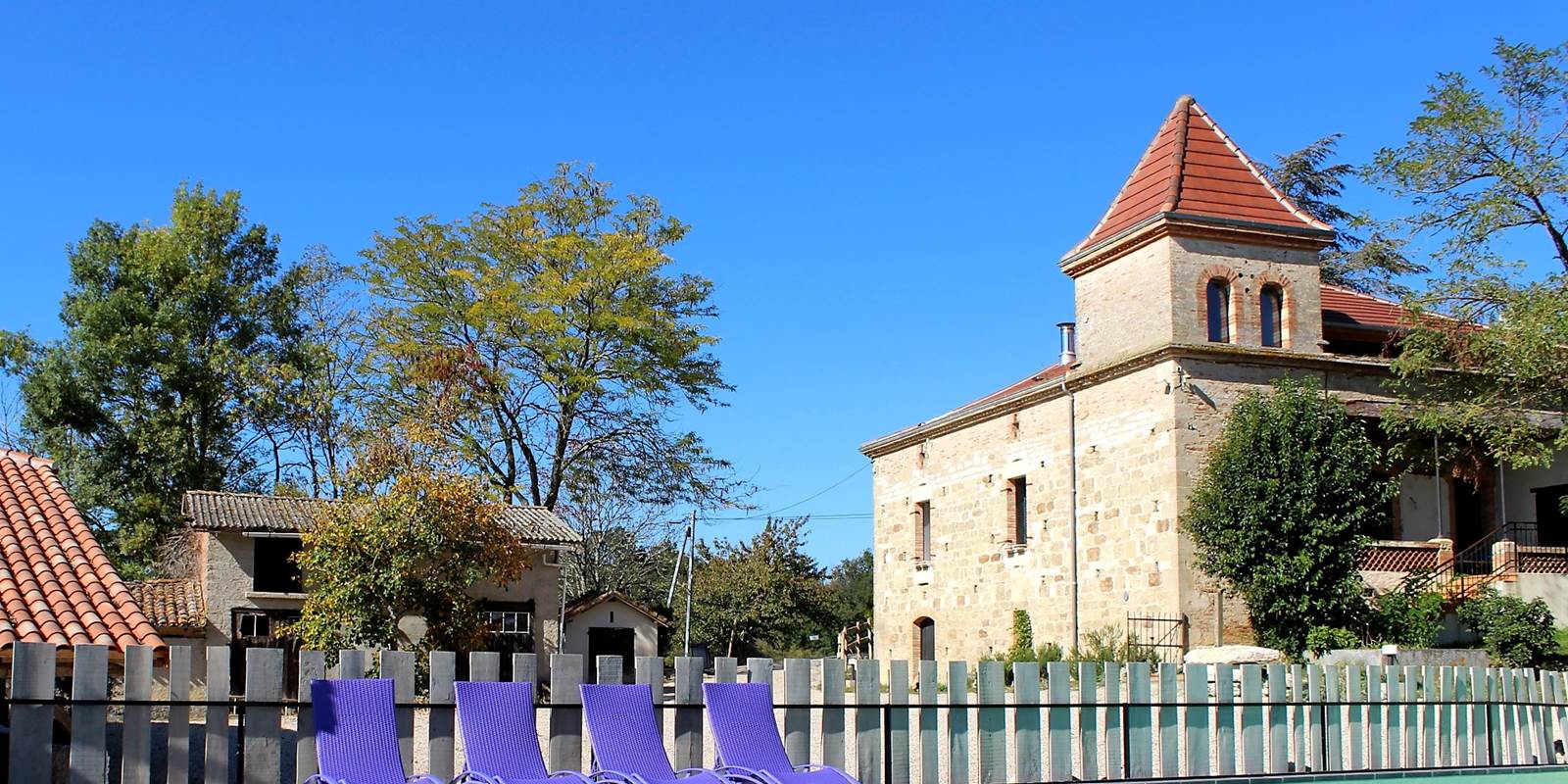 Massoulac : le Domaine de gîtes