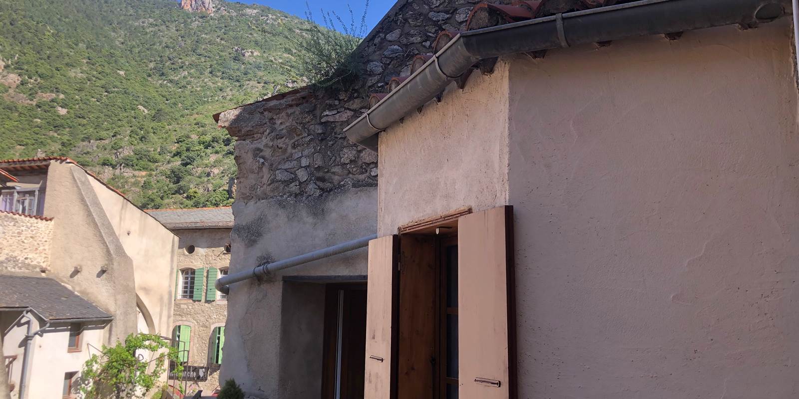 terrasse vue sur le fort Libéria