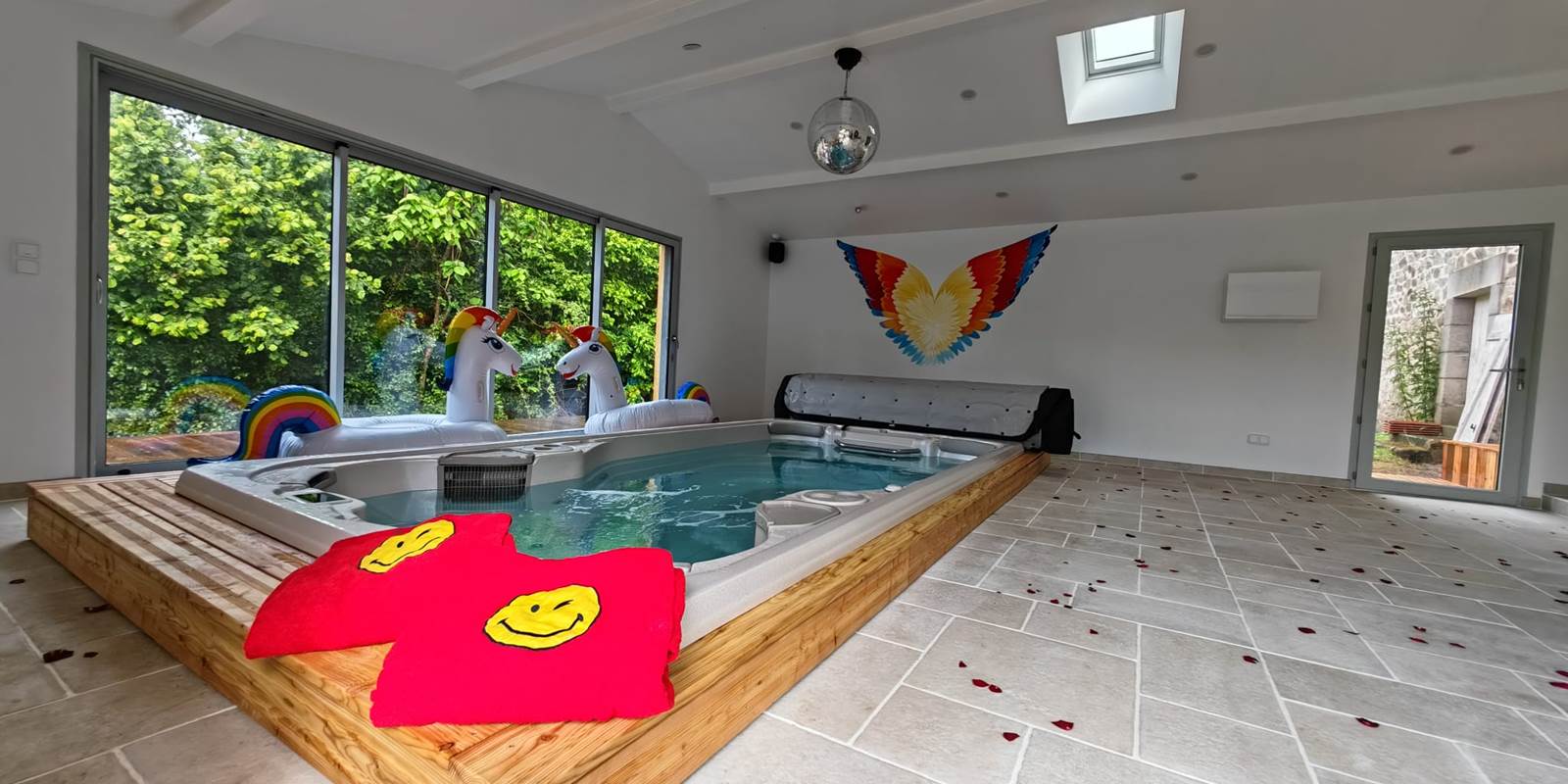 Les Spas Insolites, nouveauté 2024 le gîte insolite avec SPA