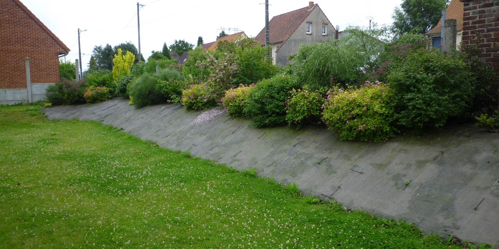 Jardin du Gite La Ferme des 2 chartreuses (Copy)