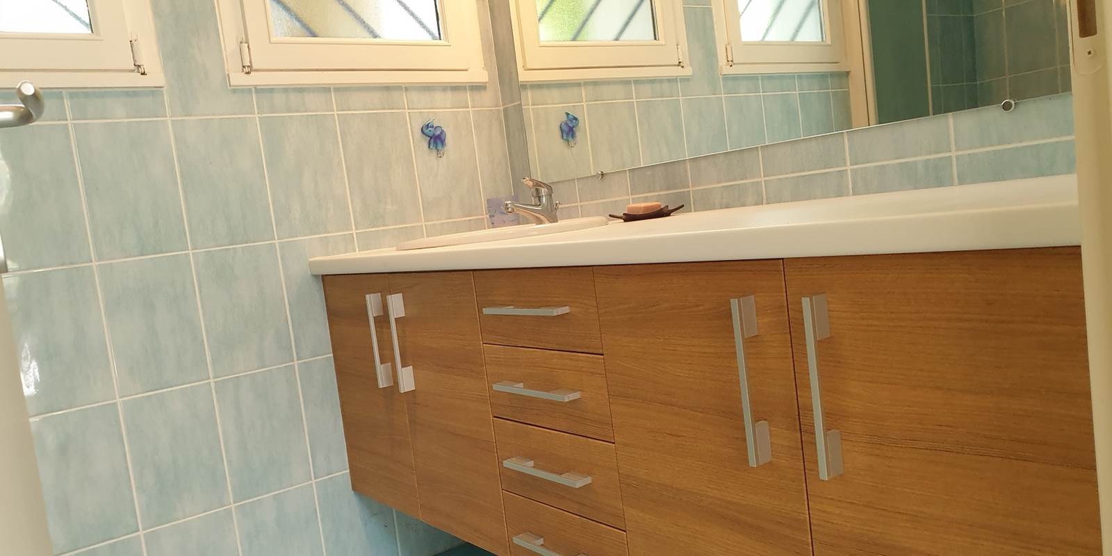 Salle d'eau de la chambre 1 2