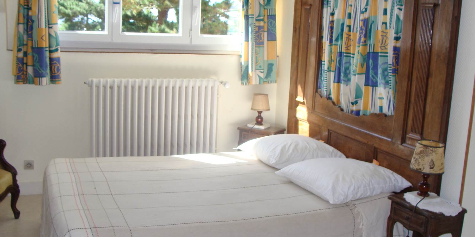 2 chambres avec 1 grand lit et 1 petit lit (vue mer)