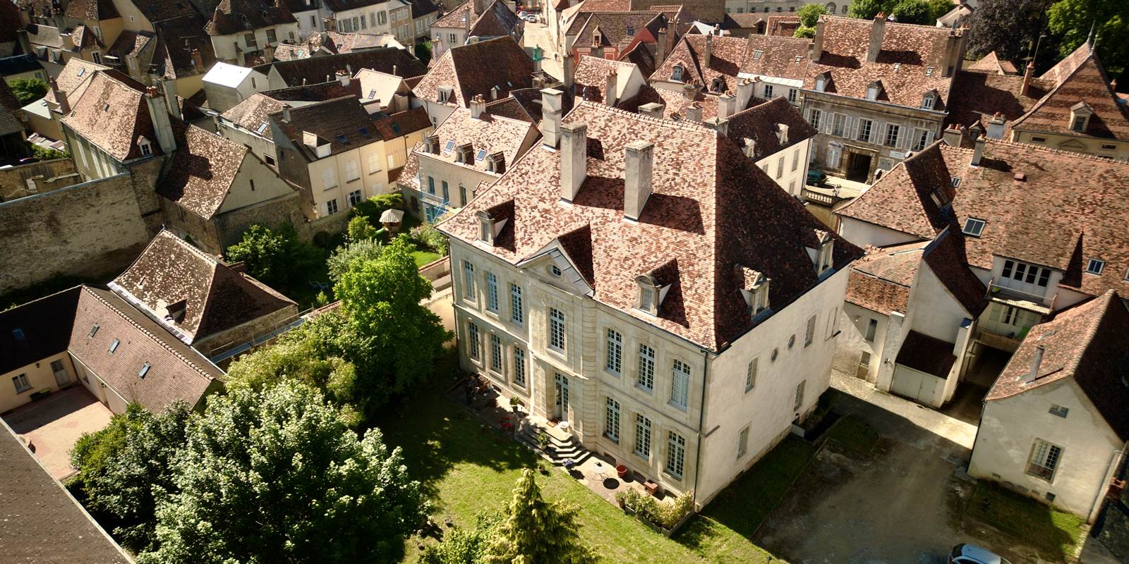 maison-jazey-aerial-view-semur