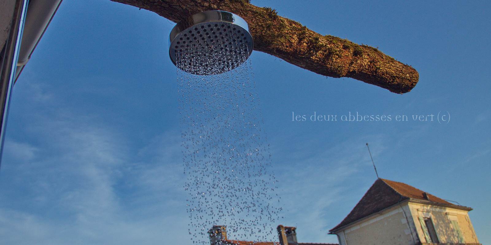 Douche chaude la Piscine