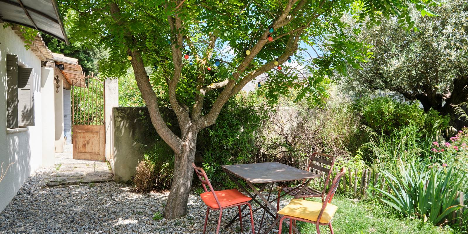 repas-terrasse-ombrage-ladouceparenthese-saze