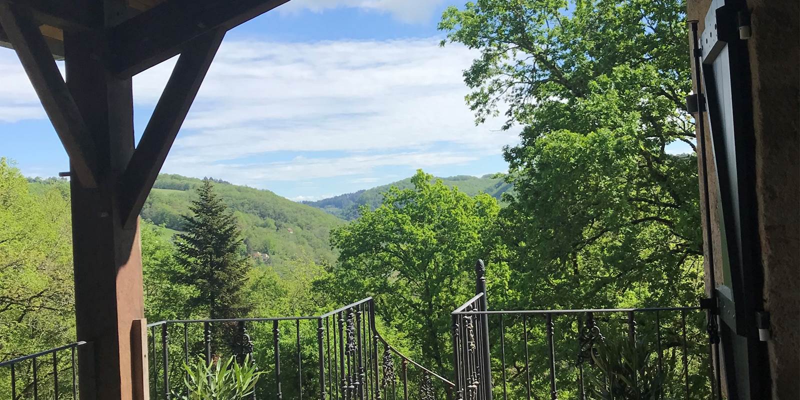 l'escalier vers les chambres du 1er étage