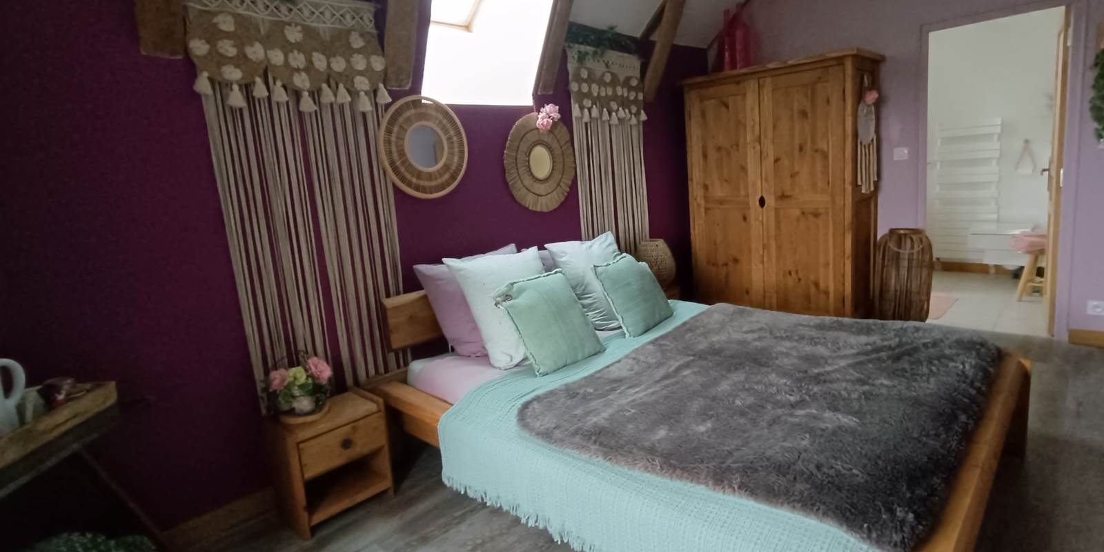 chambredhotes-bohême-campagne-vuedensemble-décoration