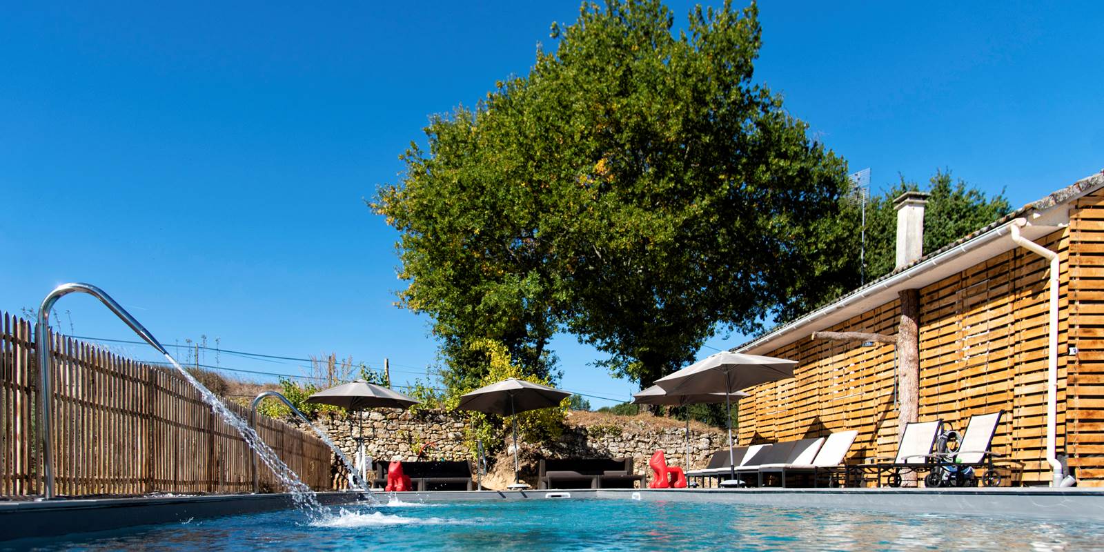 Piscine (c) Michel Dartenset