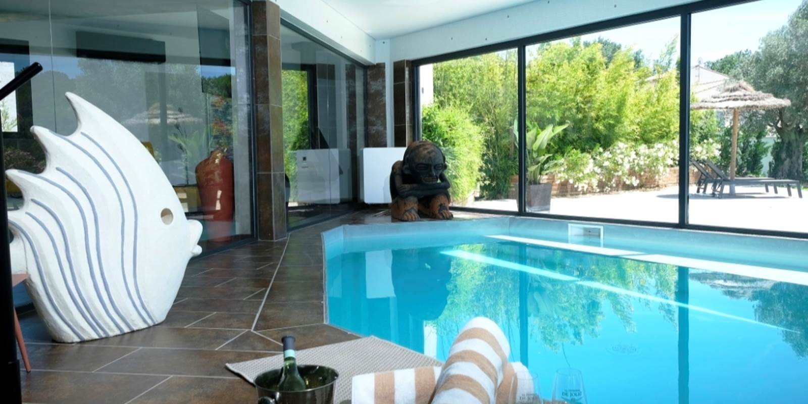 Piscine intérieure chauffée