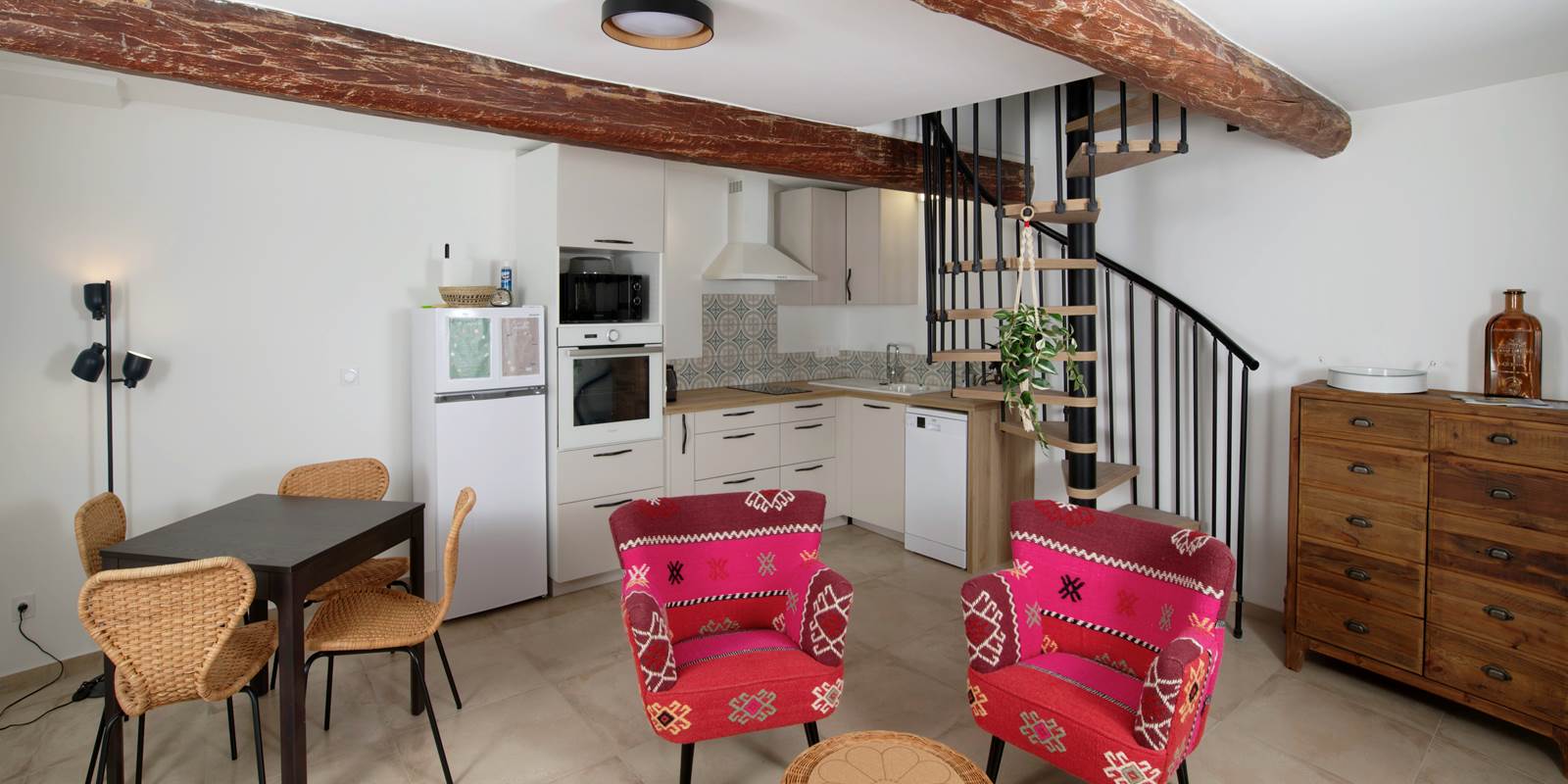 Gîte "Les Luciens" Domaine de Valmont, RDC