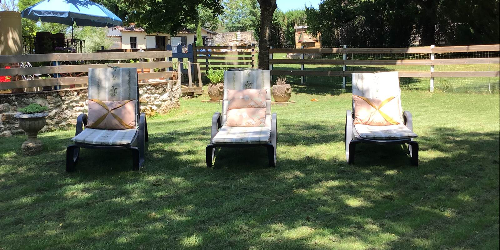 a nos chaises longues ,on se repose