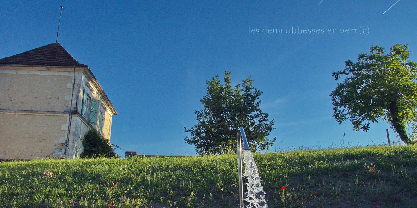 Piscine Chauffée 4 x 14 m / Volet Roulant Immergé / Deux cascades massantes