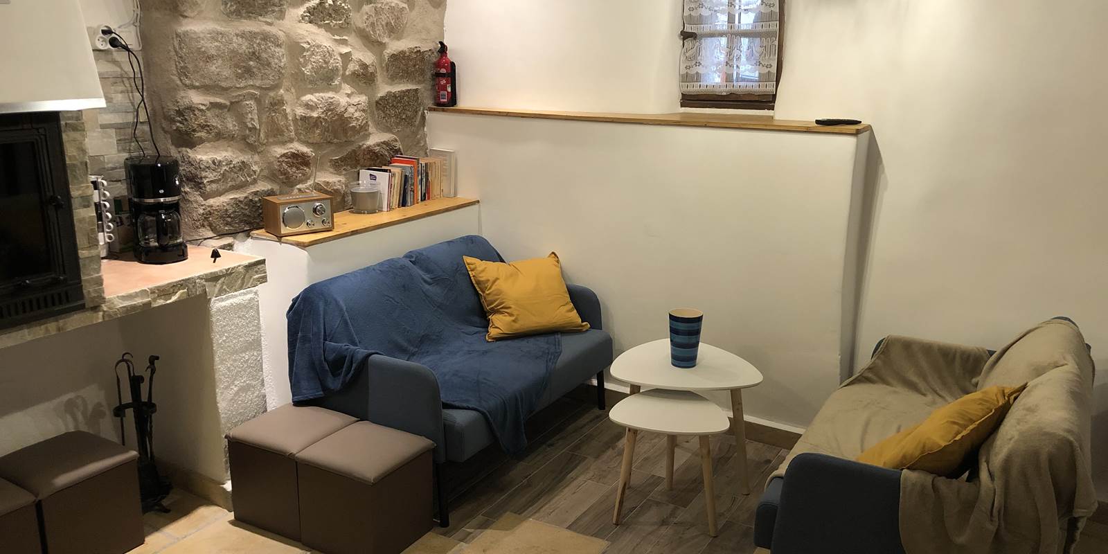 le salon La maison des Tisserands Villefranche de Conflent