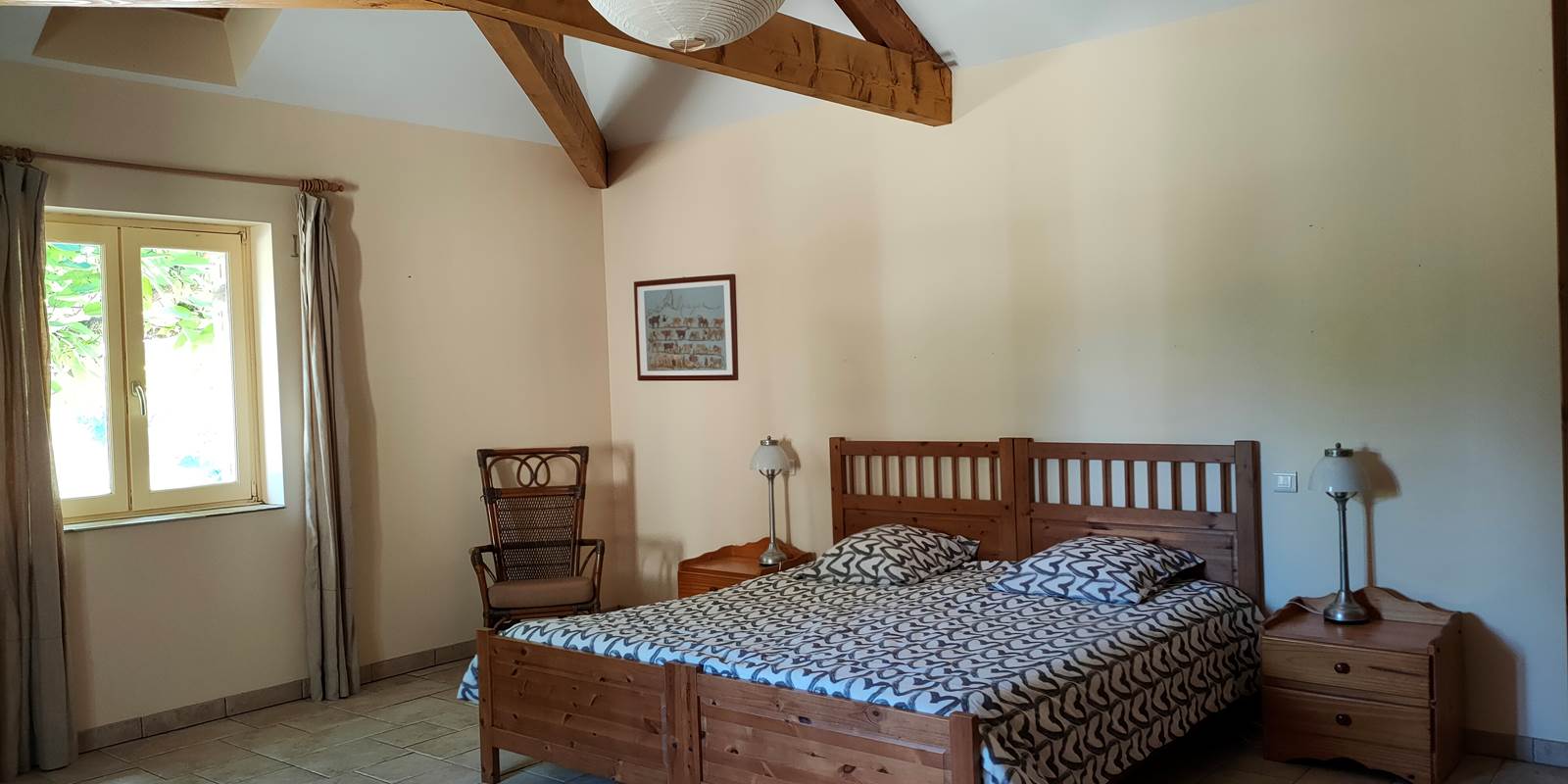 Chambre 1 avec lit King Size