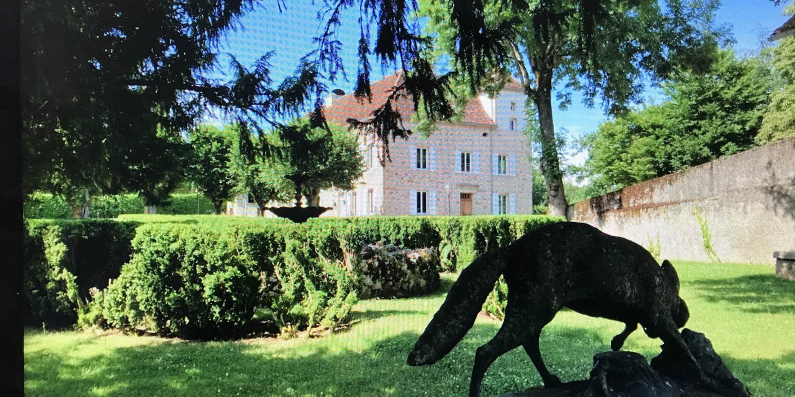 Château caché... en ville!