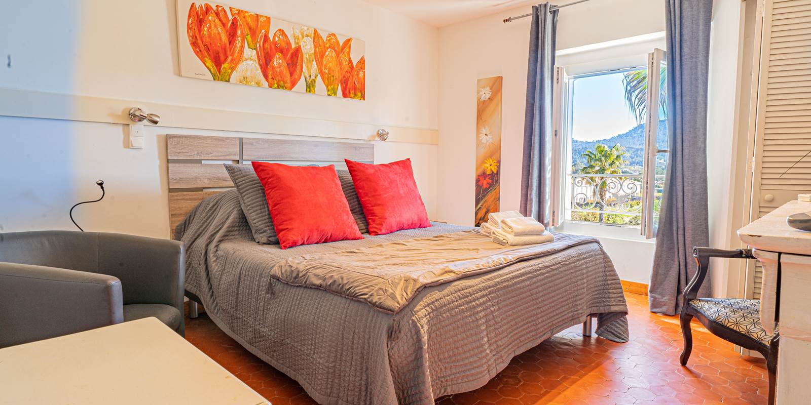 FLEURS 1 2022 04-min