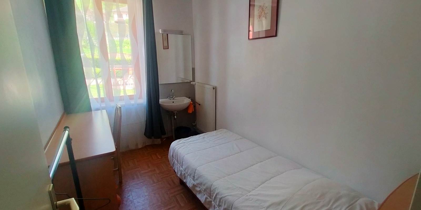 CHAMBRE 7
