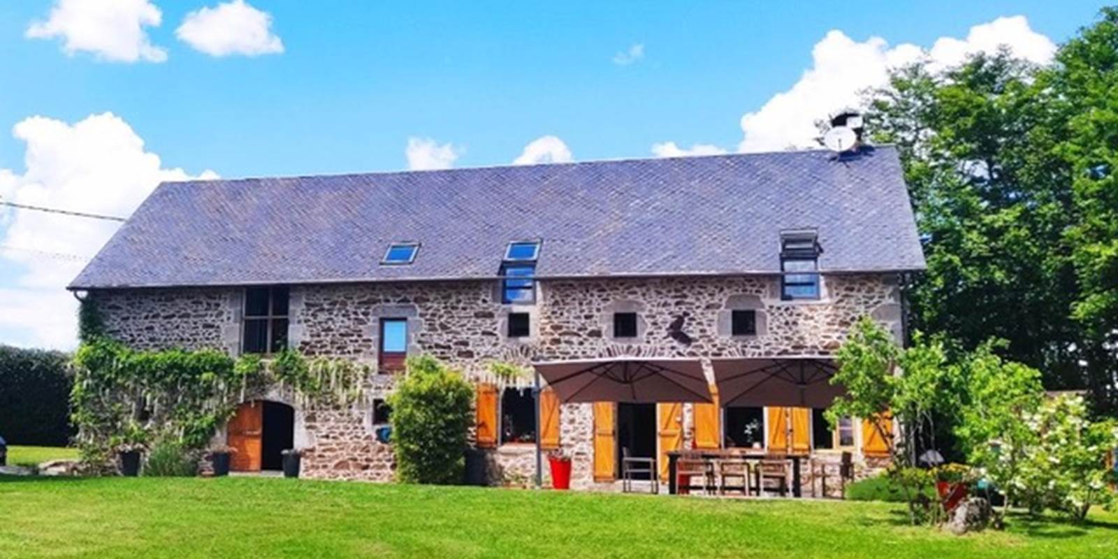 chambreshotes-pierres-charme-hautecorrèze