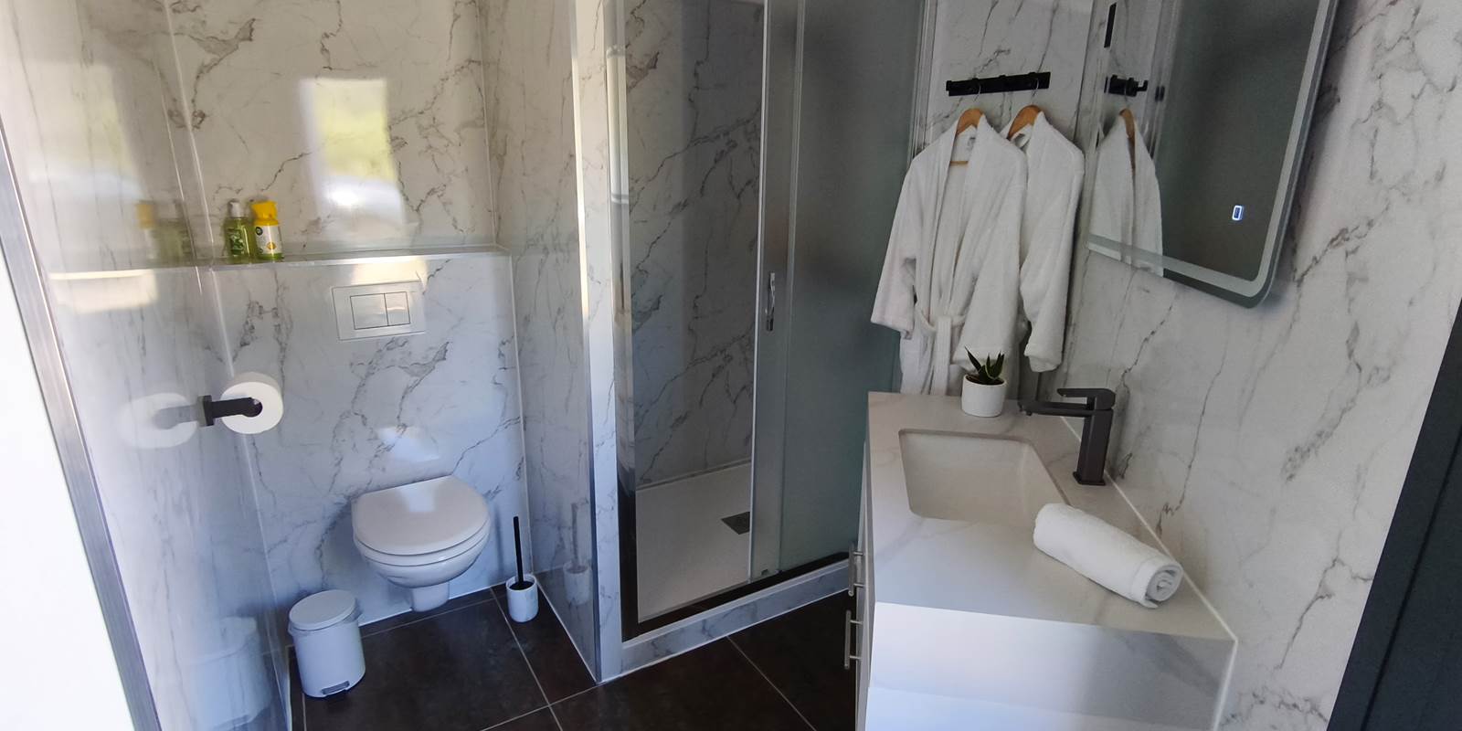 SDB Suite "Eden" - Raffinement et Sobriété