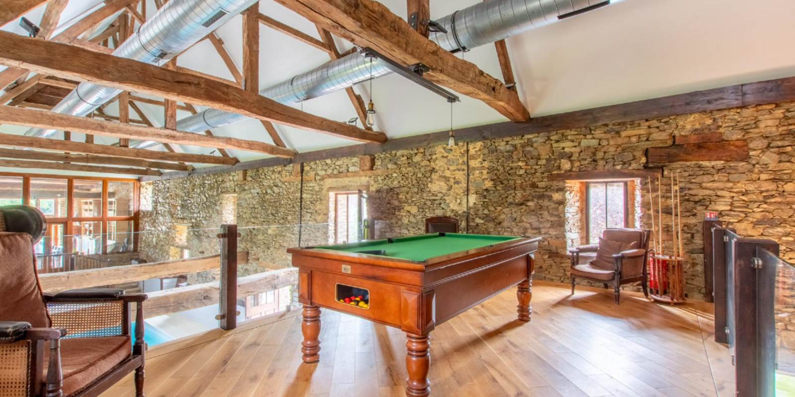 Espace jeux, véritable billard anglais