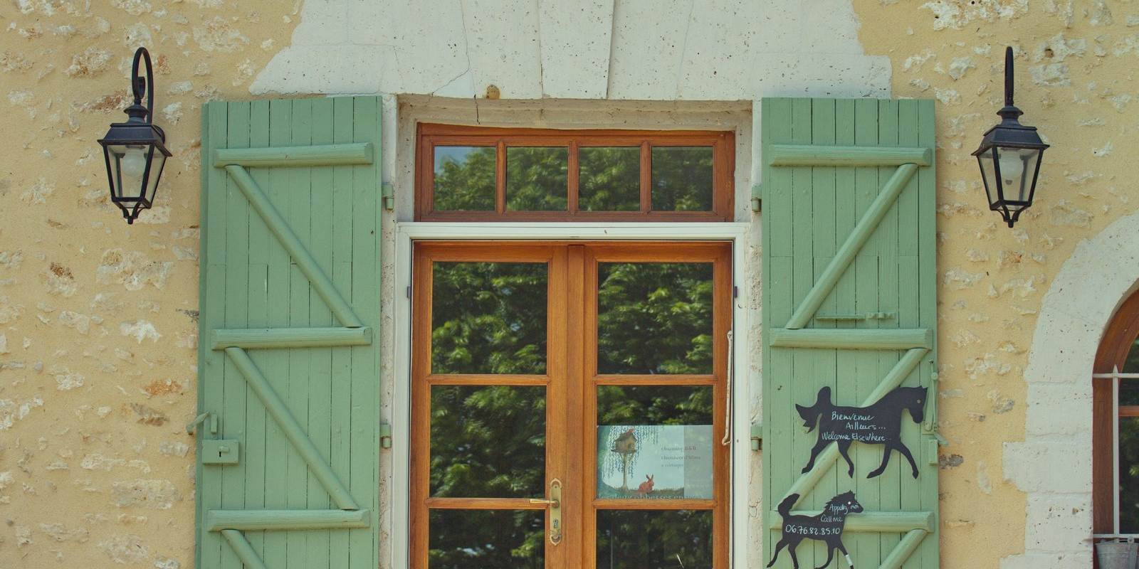 Porte Entrée cuisine La Grande Maison