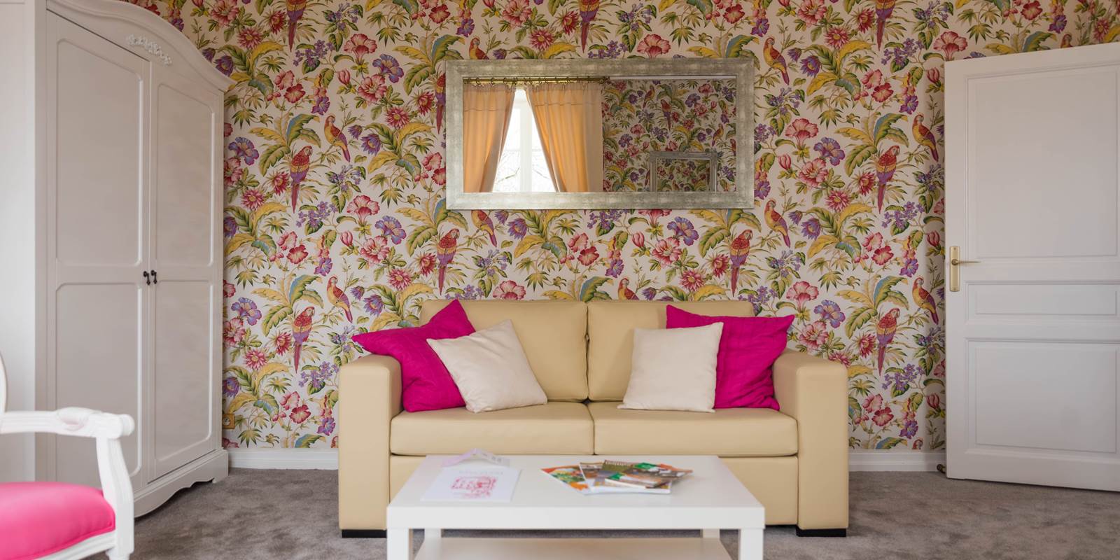 Chambre Perroquets château canapé