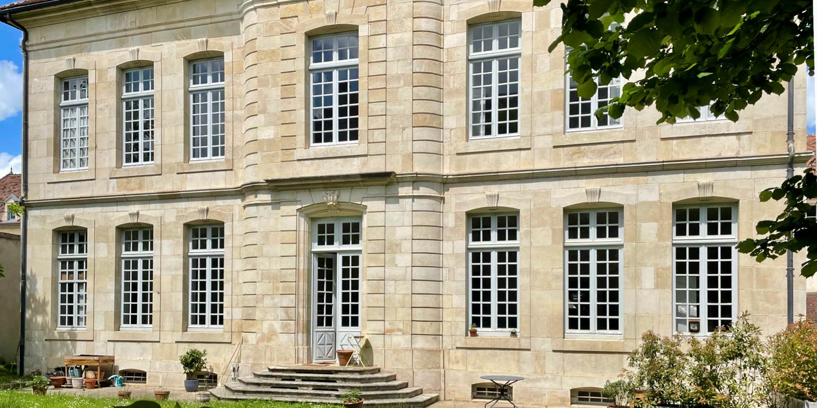 Hotel_Particulier_vue_jardin_Bourgogne