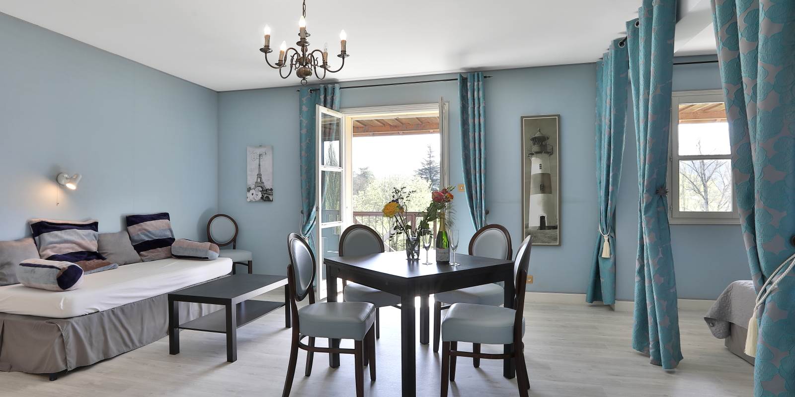 Gîte Tradition Gentilhommière 34 avec balcon filant pour 2 à 4 personnes