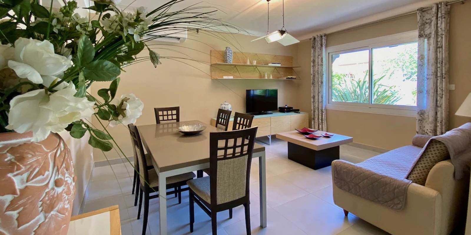 Serenity home_villa_cuisine moderne_salon