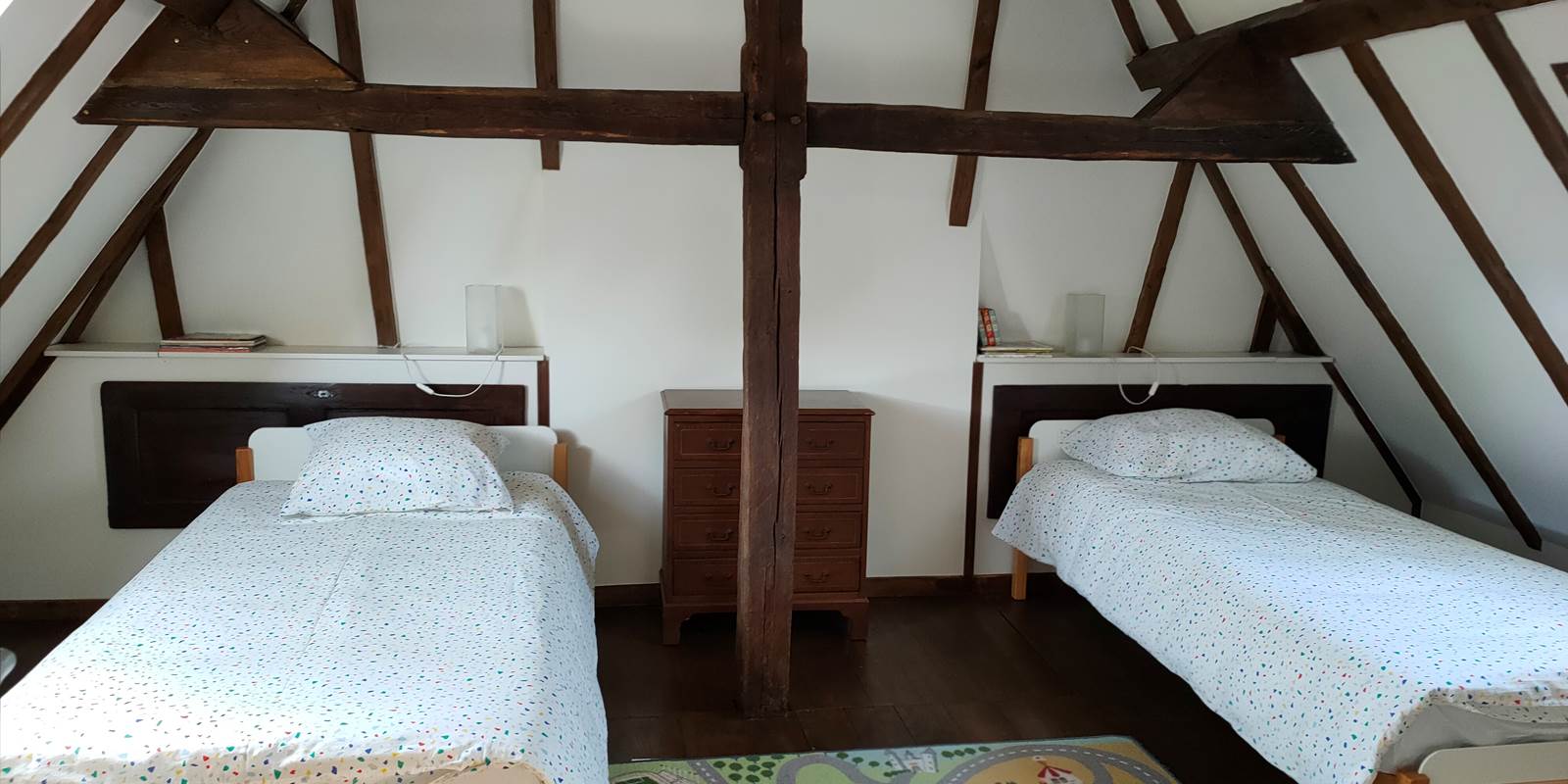 Chambre 2 mansardée