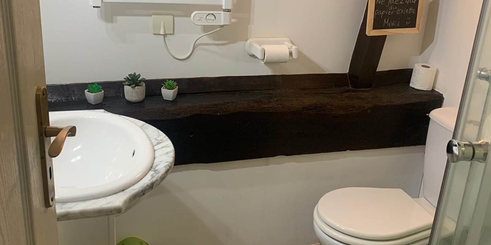 Shower Room in Sunrise