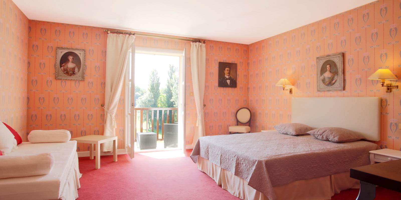 Chambre quadruple gentilhommière avec balcon
