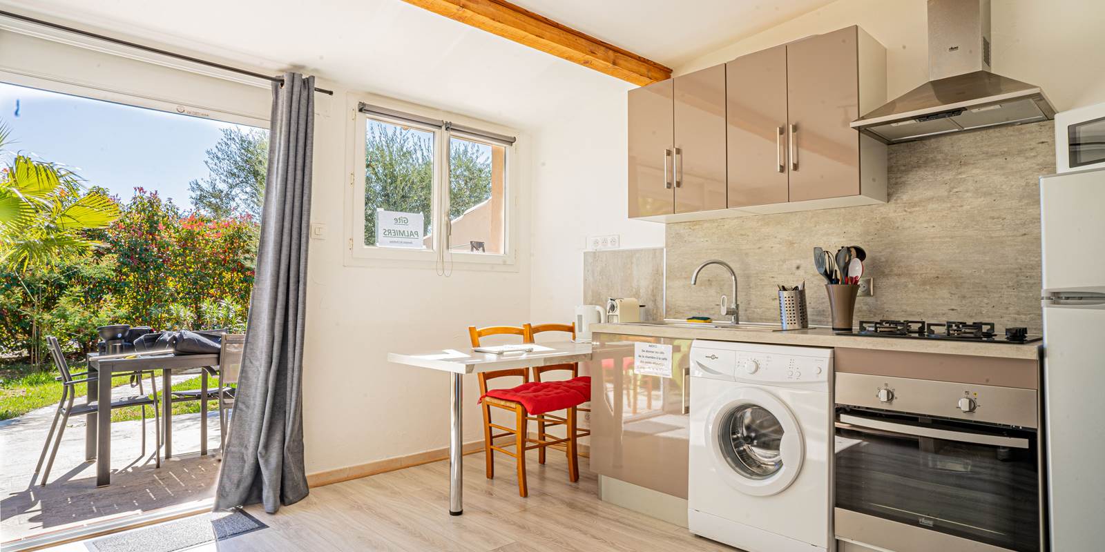 PALMIERS 0 2022 04-min